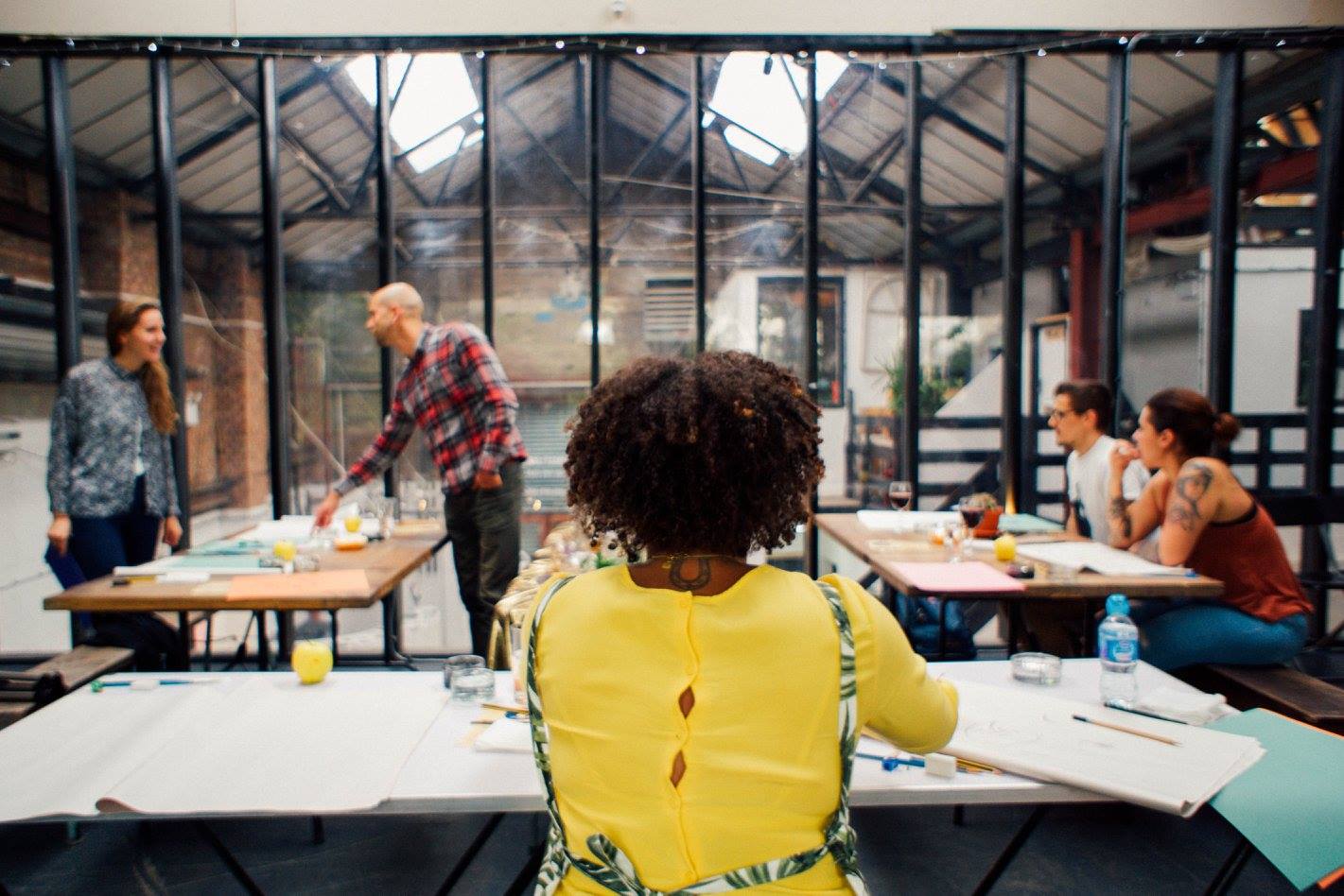 Closing the void: Can we reconnect politics with associational life?